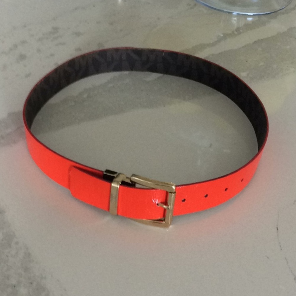 Women’s belts